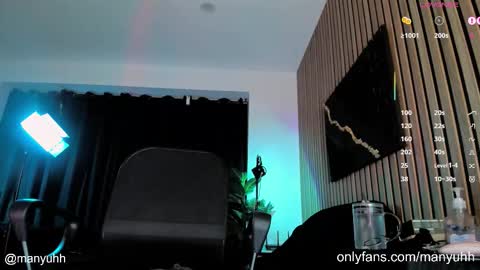 Snapshot of camilaramirez_ chatting on 10.13.25 camilaramirez_ online show from 10.13.25