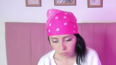 Snapshot of camilarossjb chatting on 10.11.25 Camila online show from 10.11.25