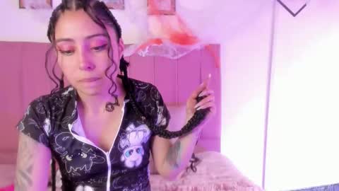 Snapshot of camilarossjb chatting on 10.30.25 Camila online show from 10.30.25