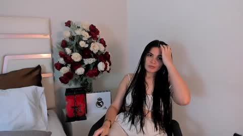 Snapshot of camilasofiia chatting on 03.11.25 Camila online show from 03.11.25