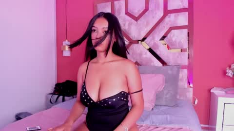 camilaspencer__ online show from 09.12.25