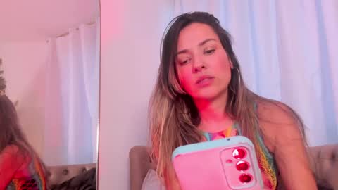 Snapshot of camilawm19 chatting on 12.11.24 Camila online show from 12.11.24