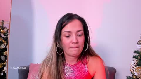 Snapshot of camilawm19 chatting on 12.20.24 Camila online show from 12.20.24