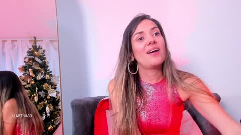 Snapshot of camilawm19 chatting on 12.20.24 Camila online show from 12.20.24