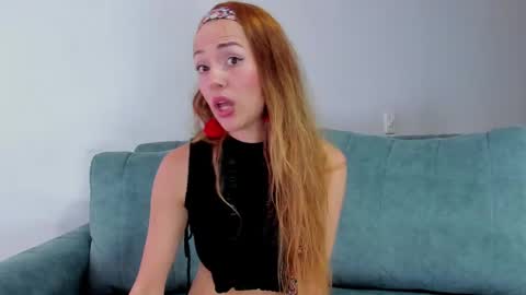 Snapshot of camilawm19 chatting on 03.06.25 Camila online show from 03.06.25