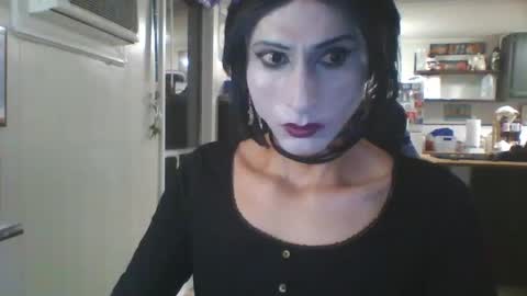 Ladyboy Ladine or Cambi online show from 10.11.25