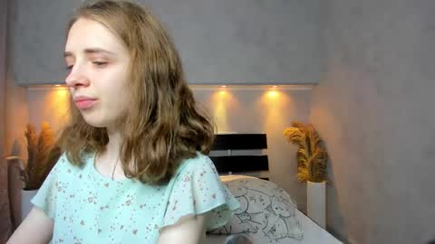 Snapshot of camilla_kelly chatting on 09.25.25 Camilla online show from 09.25.25