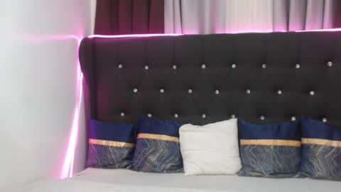 Snapshot of camilla_morena chatting on 09.28.25 camilla_morena online show from 09.28.25