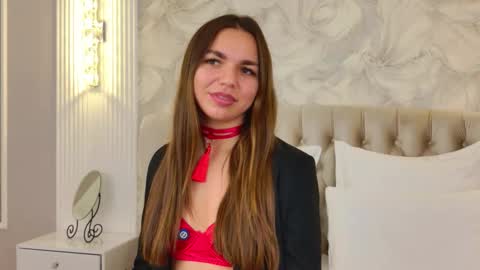 Snapshot of camillalarson chatting on 09.23.25 Camilla online show from 09.23.25