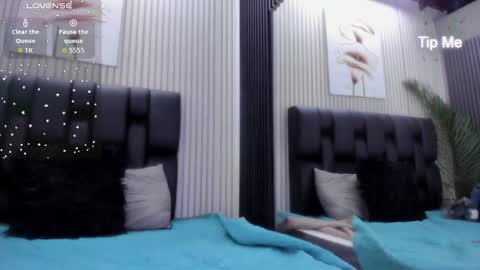 Snapshot of camille_cedrik chatting on 11.14.25 Camille online show from 11.14.25