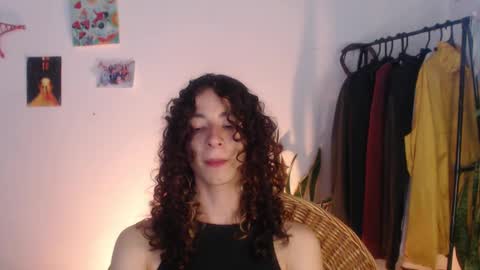 Snapshot of camille_delrey chatting on 01.21.25 Camille online show from 01.21.25