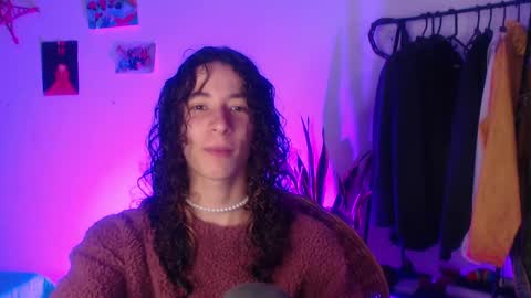 Snapshot of camille_delrey chatting on 01.28.25 Camille online show from 01.28.25