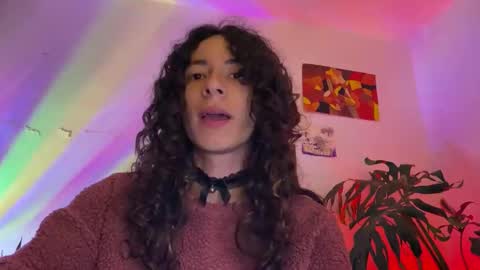 Snapshot of camille_delrey chatting on 10.23.25  Camille   online show from 10.23.25