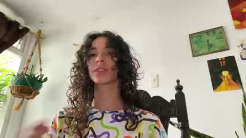 Snapshot of camille_delrey chatting on 10.27.25  Camille   online show from 10.27.25