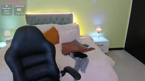 Camille online show from 10.10.25