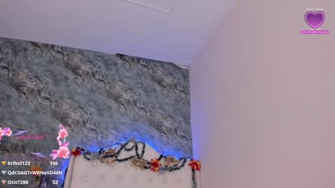 C A M I L L E N    Help me get to the top online show from 12.30.24