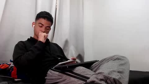 camillo_beischel_ online show from 10.09.25