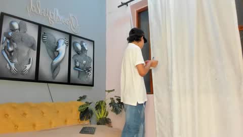 Camillo Virgil online show from 11.30.25