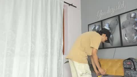 Camillo Virgil online show from 12.16.25