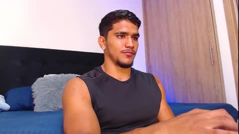 Snapshot of camilo_contre21 chatting on 09.10.25 camilo_contre21 online show from 09.10.25