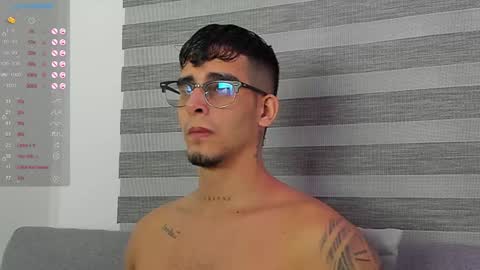   INDEPENDENT MODEL online show from 01.25.25