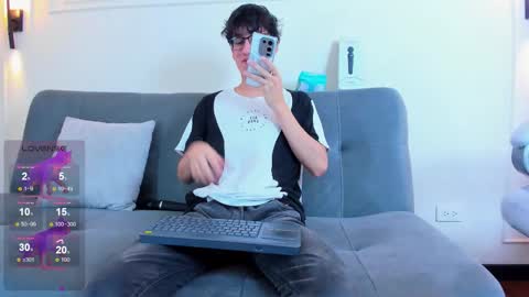 Snapshot of camilo_stark chatting on 01.18.26 Camilo online show from 01.18.26