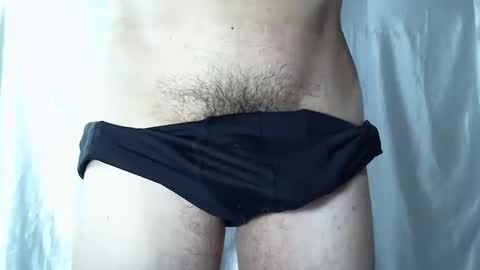 Snapshot of camilotuyo2000 chatting on 10.10.25 CAMILO2000 online show from 10.10.25