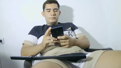 Snapshot of camilowhite_ chatting on 10.02.25 Camilowhite  online show from 10.02.25