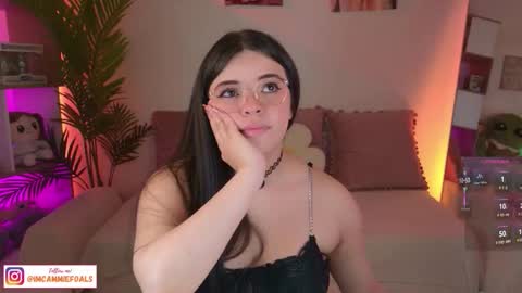   Lets reach 200 thumbs up  online show from 10.18.25