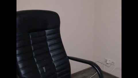 cammila horn online show from 12.23.25