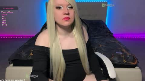 Miley online show from 04.14.26