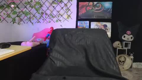 Snapshot of camturbery chatting on 10.13.25 camturbery online show from 10.13.25