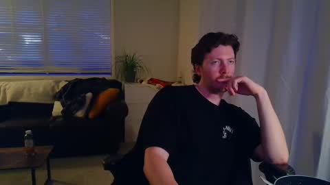 Snapshot of canadianstud18 chatting on 03.03.25 Devon online show from 03.03.25