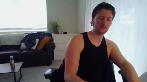 Snapshot of canadianstud18 chatting on 03.04.25 Devon online show from 03.04.25