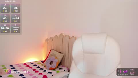 Snapshot of candase_ chatting on 01.11.25 Candase online show from 01.11.25