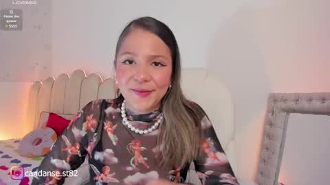 Snapshot of candase_ chatting on 01.13.25 Candase online show from 01.13.25