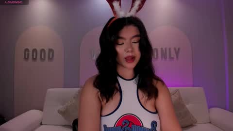  Candanse R  online show from 10.29.25