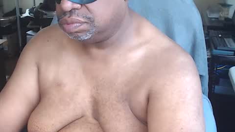 Snapshot of candc1987 chatting on 10.22.25 jody1990 online show from 10.22.25