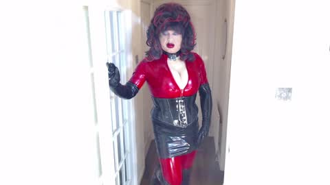 Snapshot of candi_smokes chatting on 04.28.26 candi smokes online show from 04.28.26