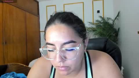 Snapshot of candiapole chatting on 05.19.26 Candy online show from 05.19.26