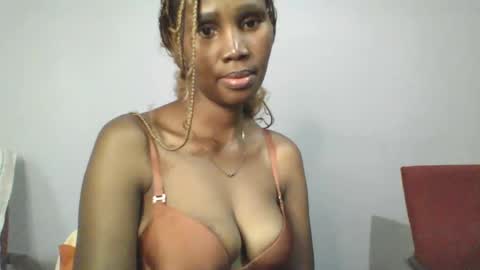 Snapshot of candie_love chatting on 03.12.25 Spencer online show from 03.12.25