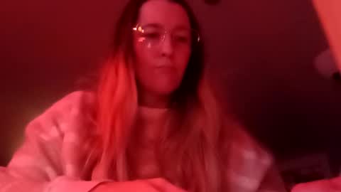 Snapshot of candismiths chatting on 11.09.25 Candi online show from 11.09.25