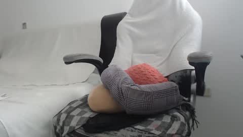 candy08tits online show from 01.16.25