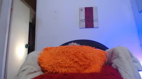 Snapshot of candy_cumy1 chatting on 01.13.25 Dayan Camila online show from 01.13.25