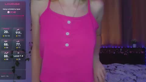 Snapshot of candy_flosse chatting on 09.14.25 candy_flosse online show from 09.14.25