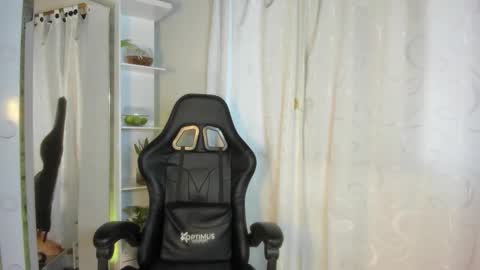 Nickol online show from 09.18.25