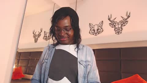 Snapshot of candy_lovee6 chatting on 09.30.25 CANDY LOVE  DANNA online show from 09.30.25