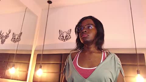 Snapshot of candy_lovee6 chatting on 10.17.25 CANDY LOVE  DANNA online show from 10.17.25