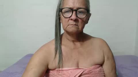 candy online show from 09.22.25