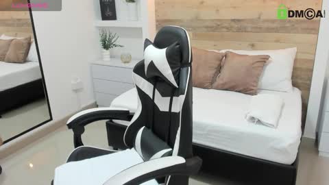 CANDY online show from 11.08.25